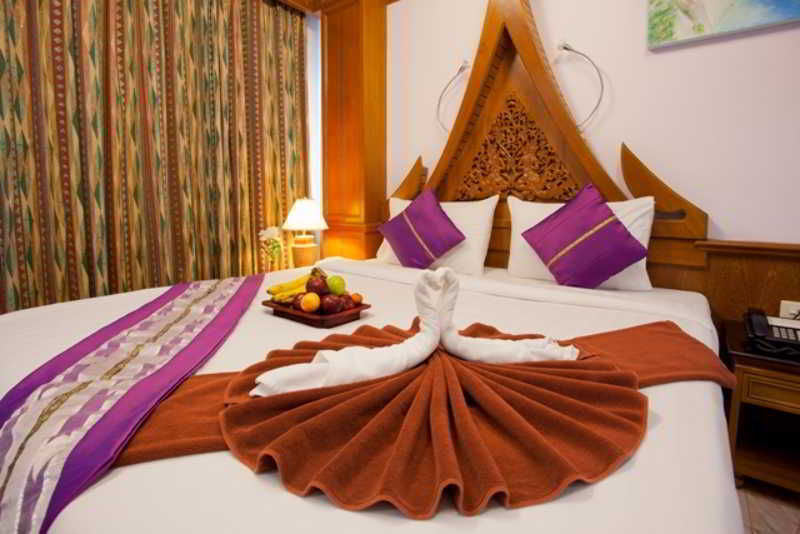 Patong Beach Bed And Breakfast Exteriér fotografie